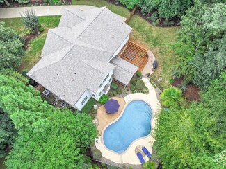 1807 W Chapman Ct, Hillsborough, NC 27278