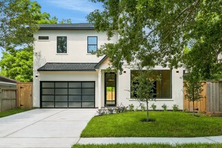 6536 Community Dr, Houston, TX 77005