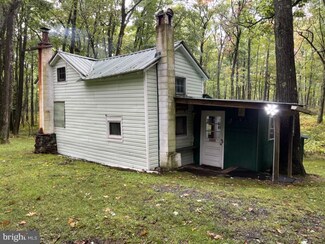 3072 Lucas Ridge Rd, Moshannon, PA 16859