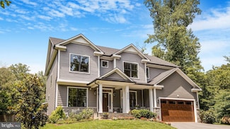 9206 Fernwood Rd, Bethesda, MD 20817