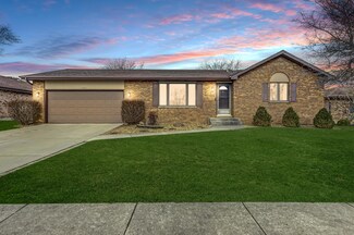 1001 Tomahawk Rd, Dyer, IN 46311