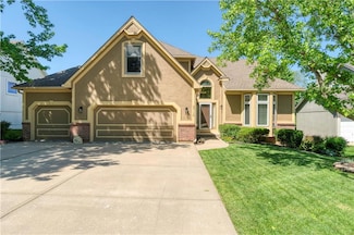 5714 Alden Ct, Shawnee, KS 66216