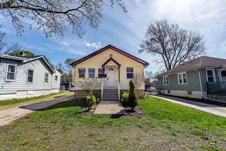 118 SW Circle Dr, Joliet, IL 60433