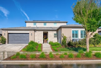 1007 Little Canyon Dr, Madera, CA 93636