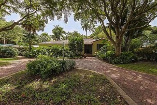 11535 NE 8th Ave, Biscayne Park, FL 33161
