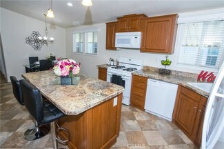 10800 Dale Ave Unit 402, Stanton, CA 90680