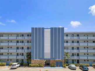 233 NE 14th Ave Unit 108, Hallandale Beach, FL 33009