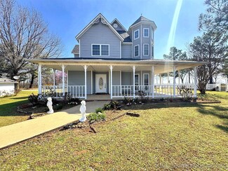 6332 N 530 Rd, Tahlequah, OK 74464