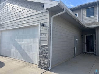 9064 W Ark Place, Sioux Falls, SD 57106