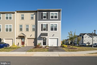 100 Fading Star Ct, Stephenson, VA 22656