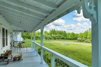 342 Vittum Hill Rd, Center Sandwich, NH 03227