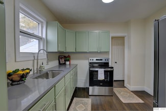 4620 S 45th St, Omaha, NE 68117