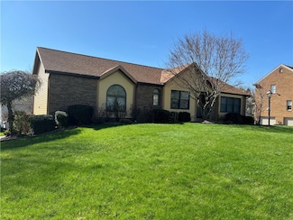105 Lawrence Dr, Beaver, PA 15009