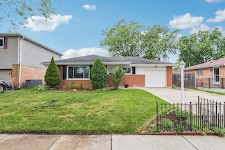 404 Virginia Place, Wheeling, IL 60090
