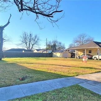 2202 Utah St, Baytown, TX 77520