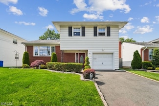 491 Ragland Dr, Roselle Park, NJ 07204