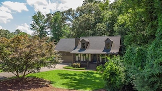 1066 Sea Oats Way SW, Lilburn, GA 30047