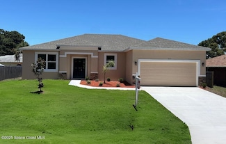 958 Chace Ln NE, Palm Bay, FL 32905