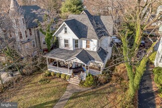 37 W Walnut Ave, Merchantville, NJ 08109