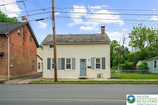 533 Main St, Freemansburg, PA 18017