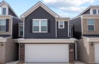 1488 Arcadia Dr, Milford, MI 48381