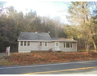 19 Goshen Rd, Williamsburg, MA 01096