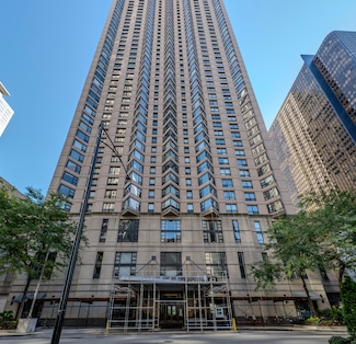 401 E Ontario St Unit 4006, Chicago, IL 60611