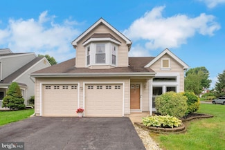 56 Ridgewood Way, Burlington, NJ 08016