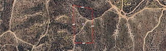 750 Summit Valley Rd, Hesperia, CA 92345