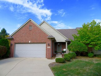 510 Brooks Hollow Ct, Dundee, MI 48131
