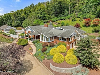 1192 Vallamont Dr NW, Williamsport, PA 17701