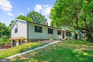261 Indian Ln, Boyertown, PA 19512