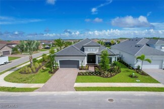 11902 Raggio Dr, Fort Myers, FL 33913