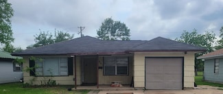 3801 Woodrow Dr, Port Arthur, TX 77642