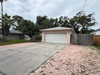 4678 70th St N, Saint Petersburg, FL 33709