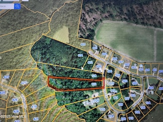 122 Brisbayne, La Grange, NC 28551
