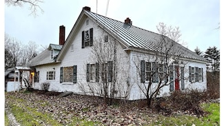 578 W Unity Rd, Claremont, NH 03743