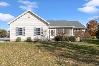 682 Leslie Dr, Wilmington, OH 45177