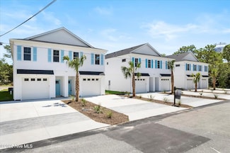 824 Kenneth Ave Unit 2, Carolina Beach, NC 28428