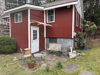 9805 Bear Creek Blvd, Bear Creek Township, PA 18702