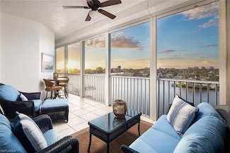 410 Flagship Dr Unit 806, Naples, FL 34108