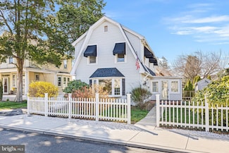 4 E Cochran St, Middletown, DE 19709