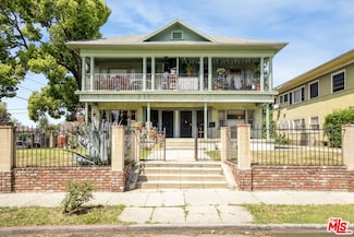 2955 Van Buren Place, Los Angeles, CA 90007