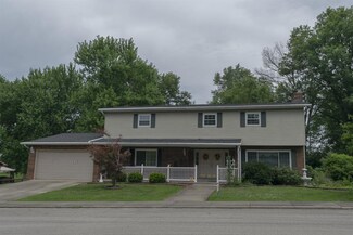 612 Parkview Dr, Boonville, IN 47601