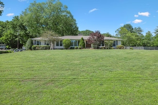 1912 Shamrock Dr, Brentwood, TN 37027