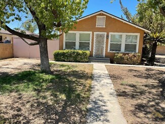 2327 Princeton St, Delano, CA 93215