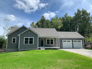 10 Foye Rd, Wiscasset, ME 04578