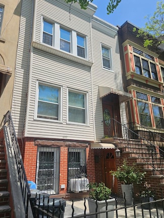 449 46th St Unit 3, Brooklyn, NY 11220
