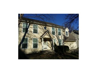 6024 W 158th St, Overland Park, KS 66223
