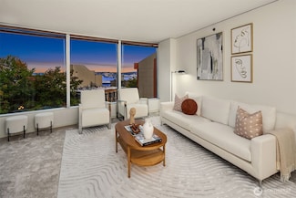 2000 1st Ave Unit 703W, Seattle, WA 98121